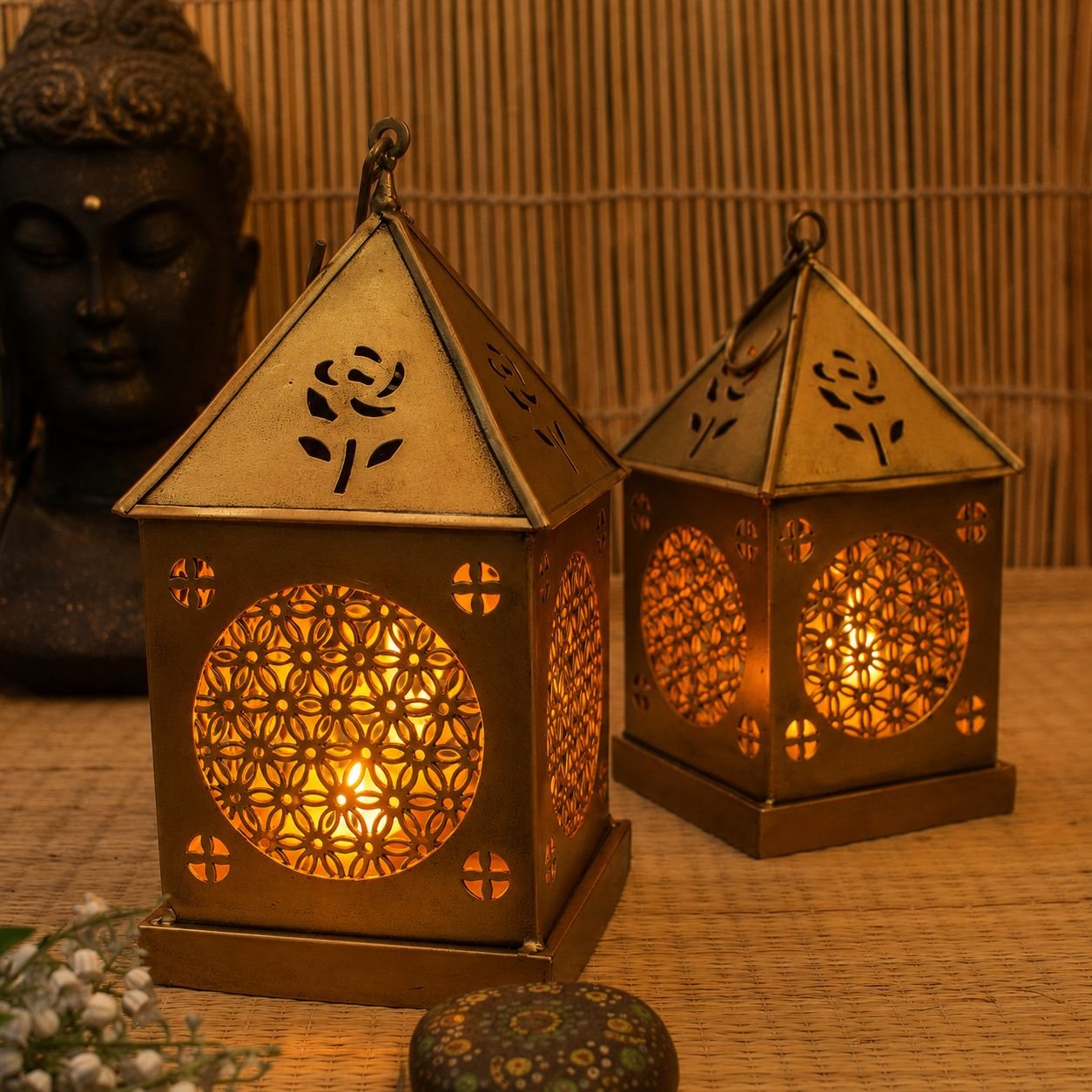 Lantern Holder 2
